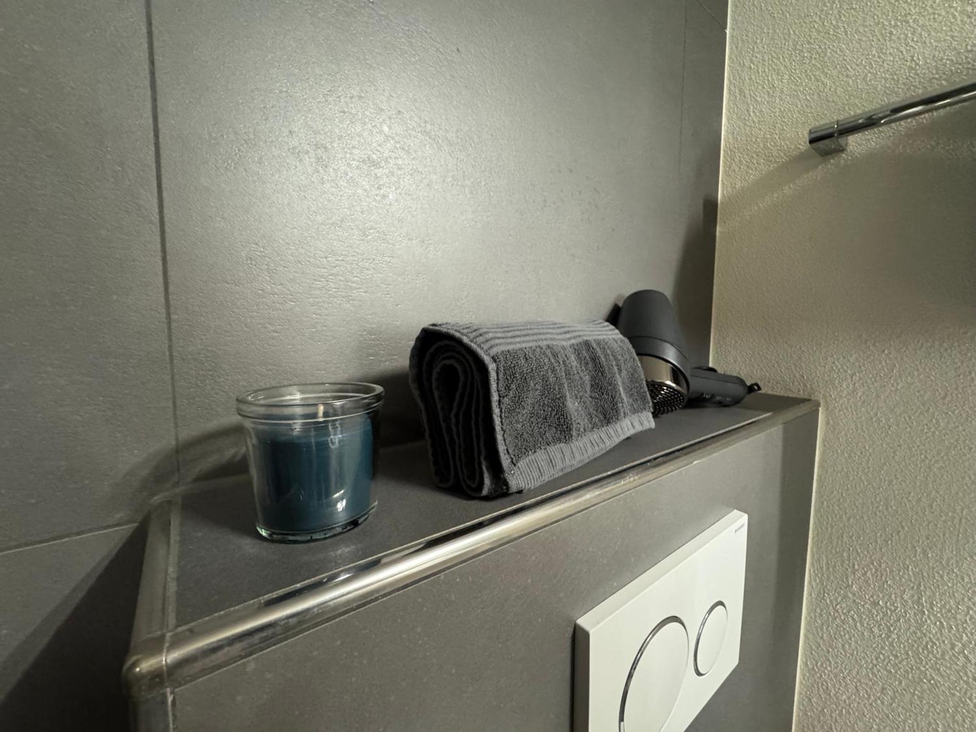 Appartement Au Rez-De-Chaussee En Vieille Ville De ポラントリュイ エクステリア 写真