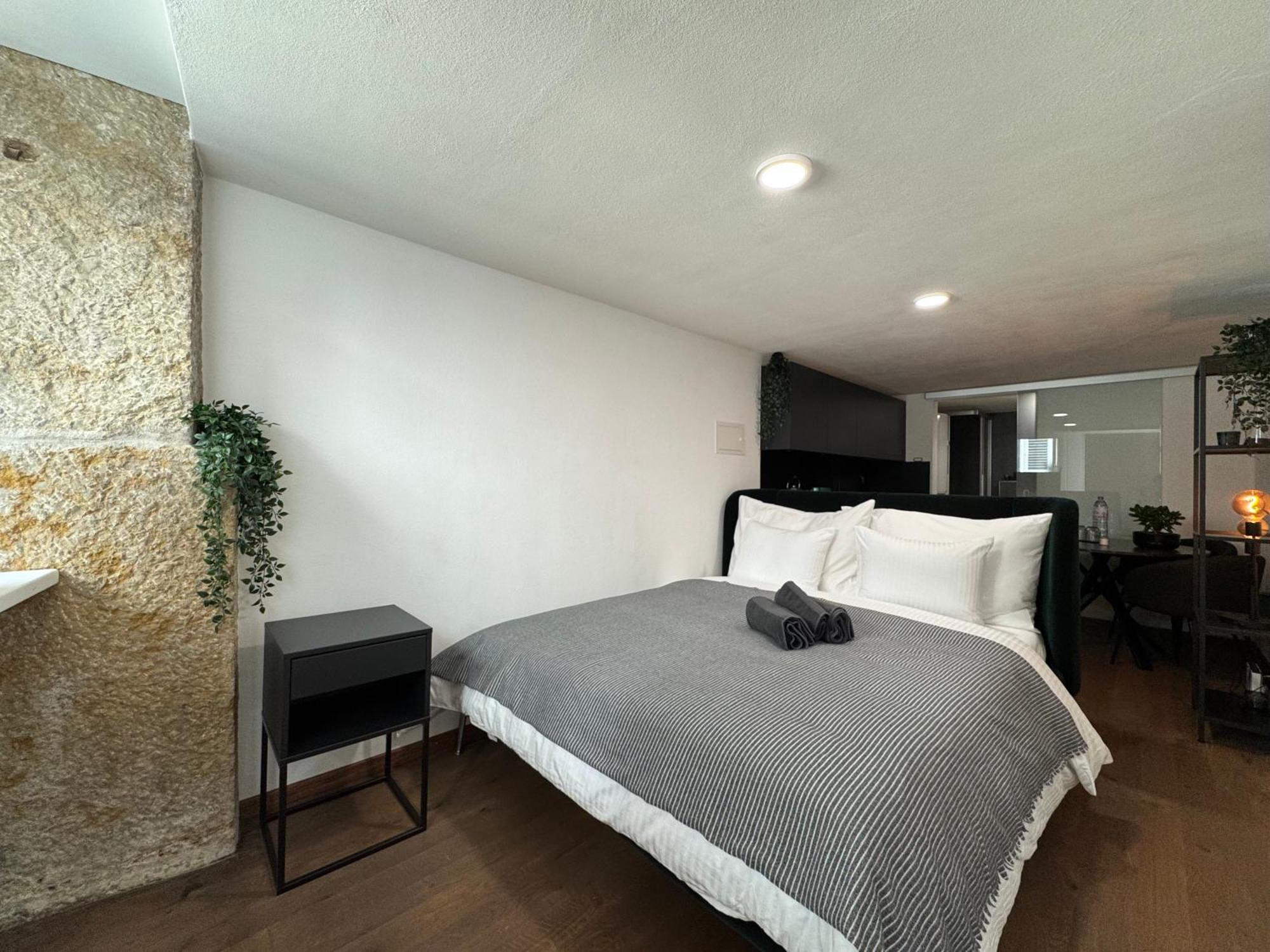 Appartement Au Rez-De-Chaussee En Vieille Ville De ポラントリュイ エクステリア 写真